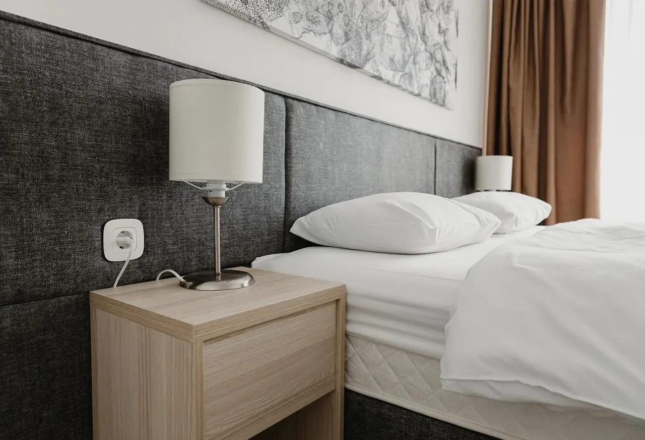 Aparthotel Ye'S Астана